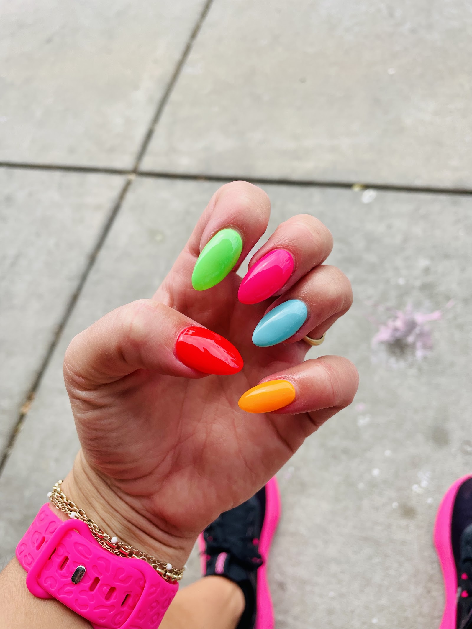 Polished Nail Salon nail photo 3
